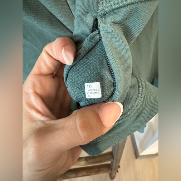 Lululemon It’s Rulu Cropped *teal/green - Picture 2 of 3